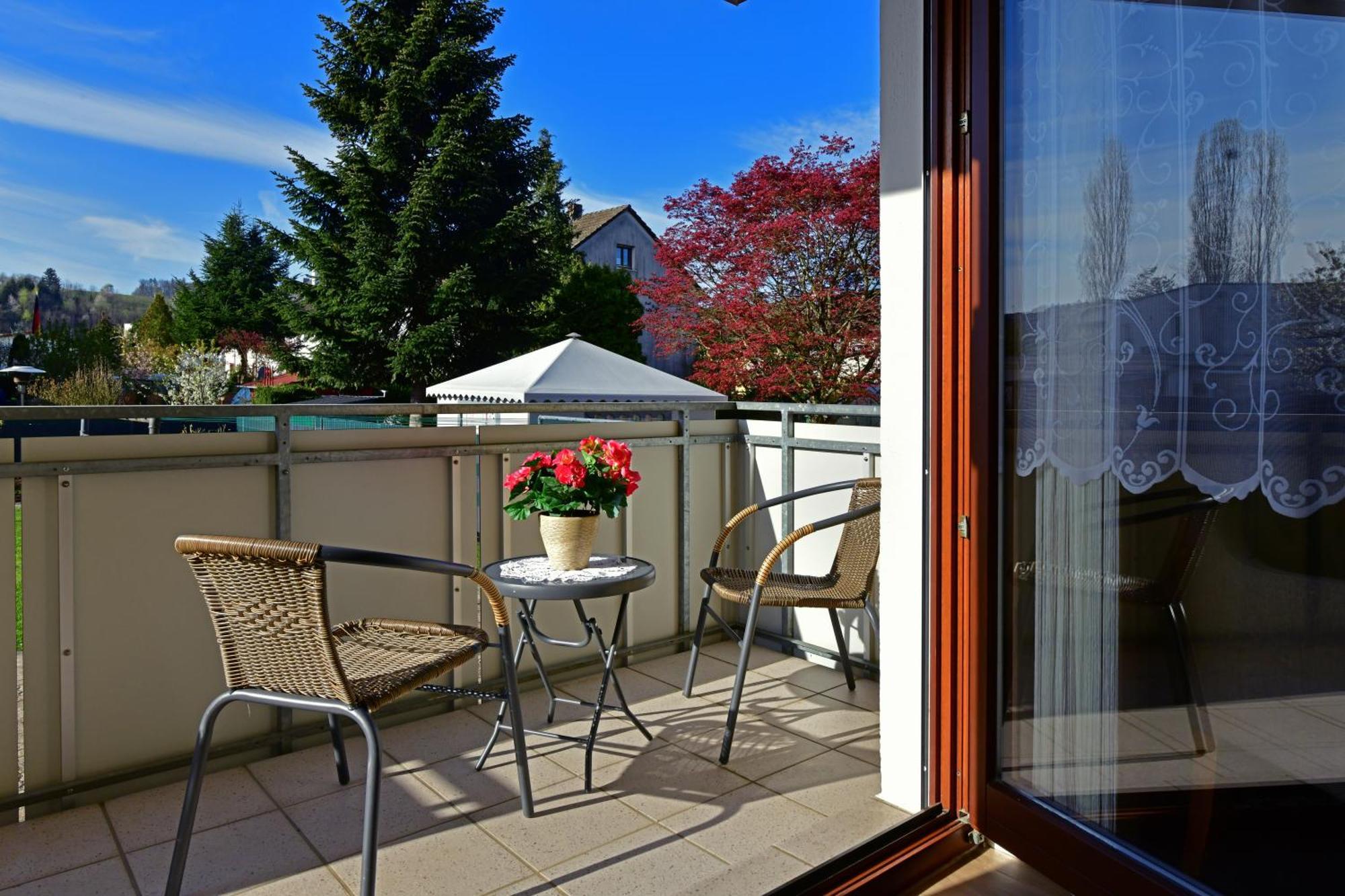 Gaestehaus In Schopfheim, 20 Km Zur Schweiz-Basel, Direkte S-Bahnverbindung Exterior foto